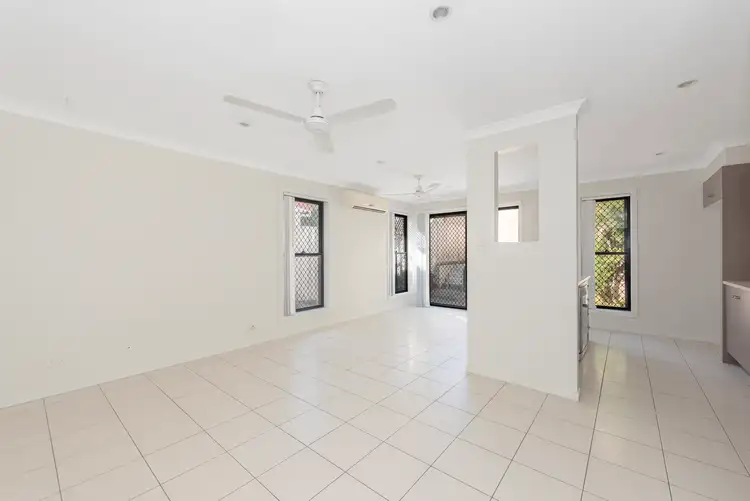 1/48 Beaumont Drive, Pimpama QLD 4209