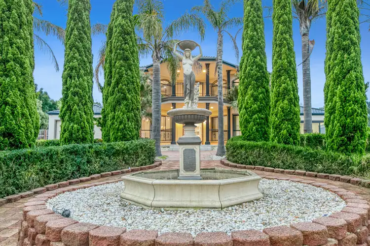 44-48 St Helens Crescent, Narre Warren North VIC 3804