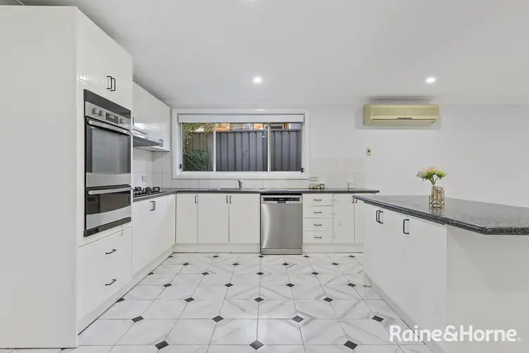 1 Nile Place, Kearns NSW 2558