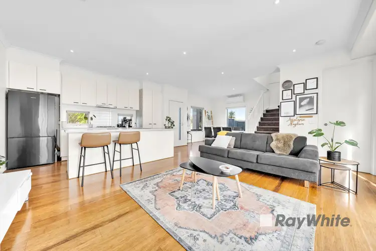 Fifth view of Homely house listing, 32 Darwin Way, Pakenham VIC 3810