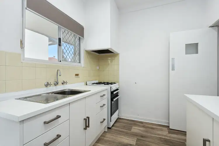 Fifth view of Homely apartment listing, 3/6 Overton Gardens, Cottesloe WA 6011