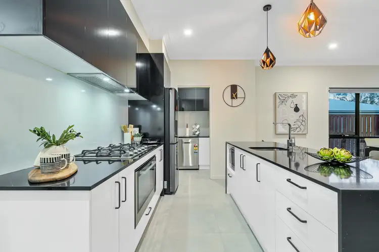 134 Gainsborough Drive, Pimpama QLD 4209