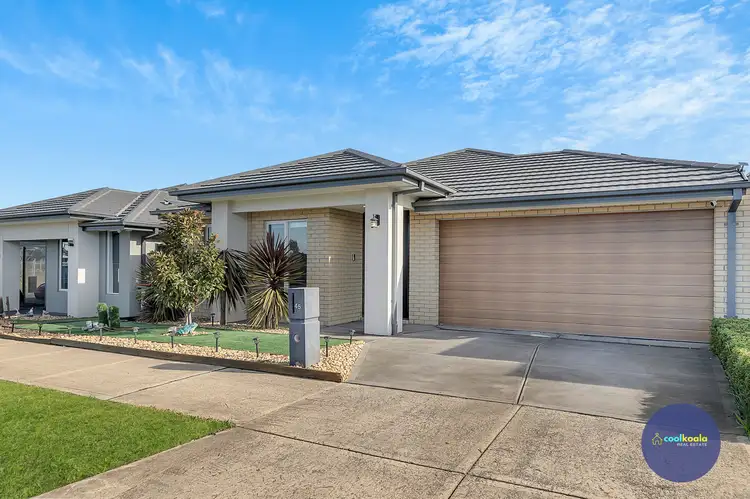 45 Gundagai Circuit, Kalkallo VIC 3064
