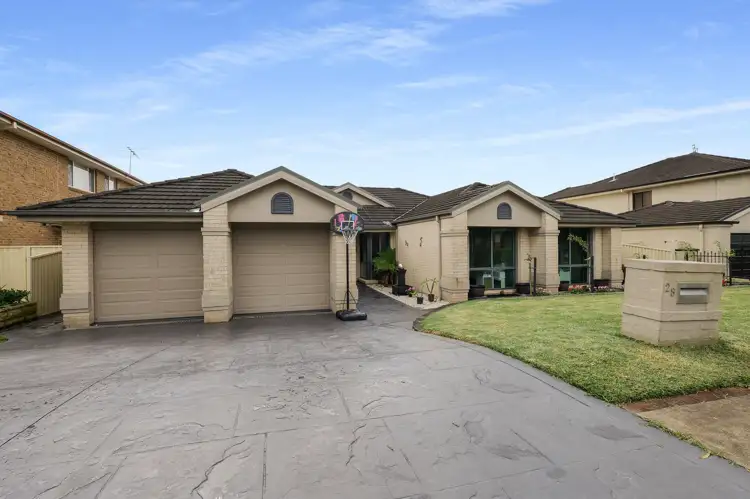 28 Foxtail Crescent