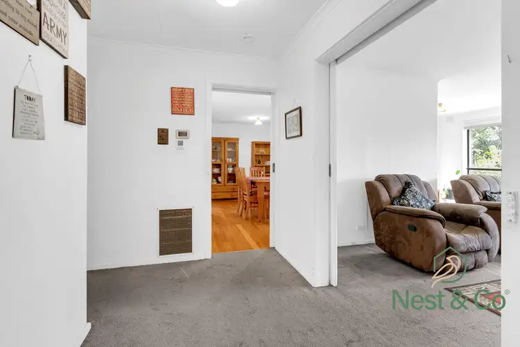 Second view of Homely house listing, 5 Mawson Close, Mill Park VIC 3082