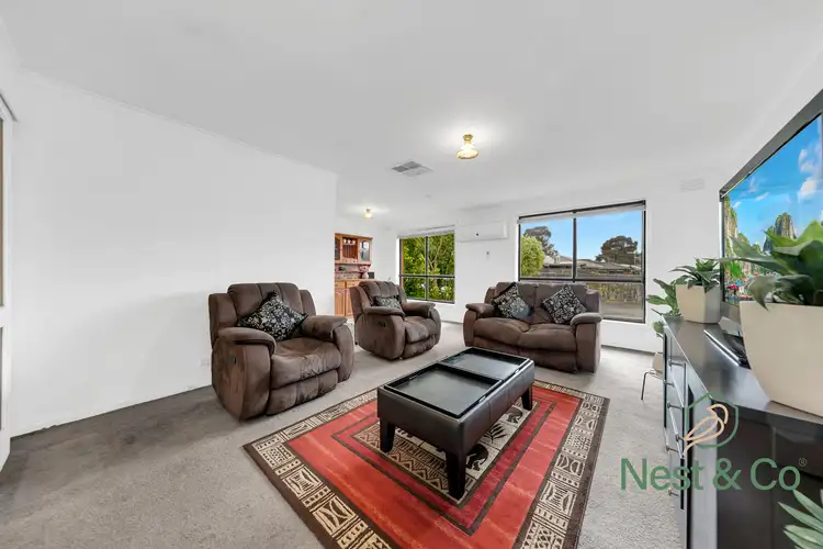 Third view of Homely house listing, 5 Mawson Close, Mill Park VIC 3082