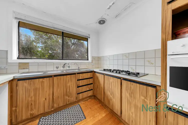 Sixth view of Homely house listing, 5 Mawson Close, Mill Park VIC 3082