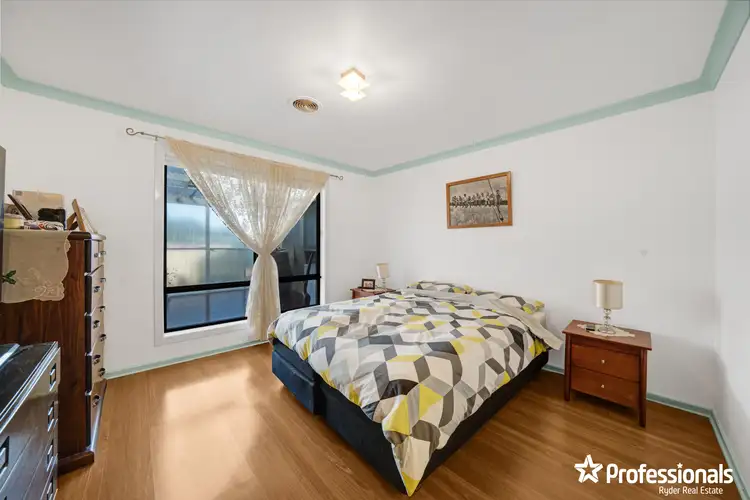 Sixth view of Homely house listing, 5 Boulderwood Court, Kurunjang VIC 3337