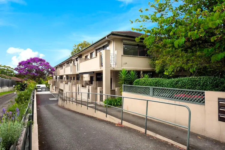 8/124 Burns Bay Road, Lane Cove NSW 2066