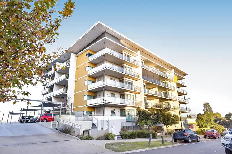 209/25 Malata Crescent, Success WA 6164