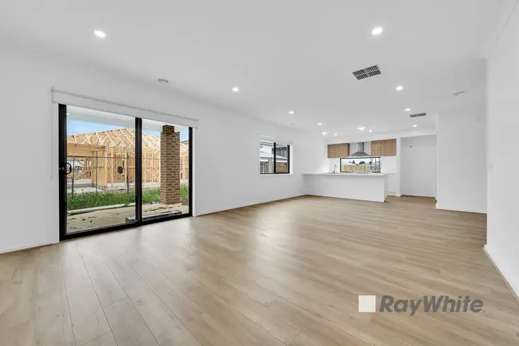 Fifth view of Homely house listing, 8 Volero Street, Clyde VIC 3978