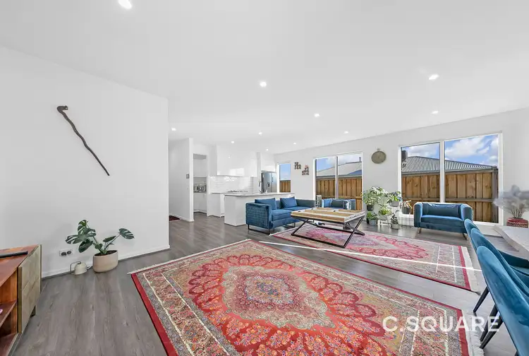 Fifth view of Homely house listing, 10 Woodman Circuit, Wollert VIC 3750