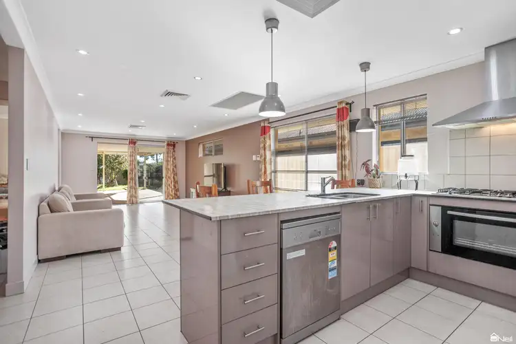 Sixth view of Homely house listing, 33 Clover Approach, Seville Grove WA 6112