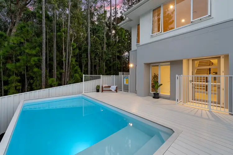 15 Crusoe Street, Coomera QLD 4209
