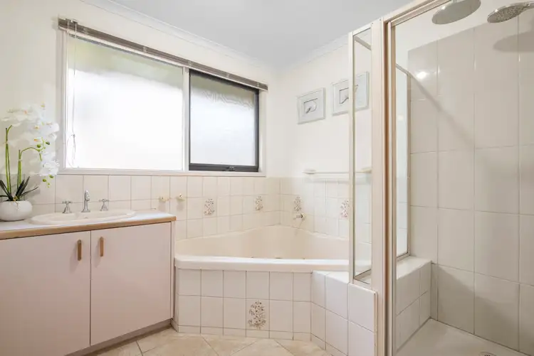Seventh view of Homely unit listing, 4/40 Rosemore Road, Rosebud VIC 3939