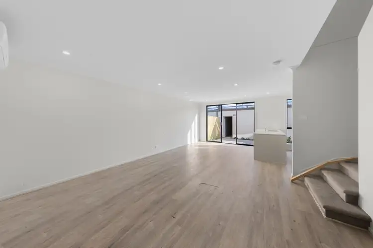 Fifth view of Homely townhouse listing, 10 Kronos Walk, Wollert VIC 3750