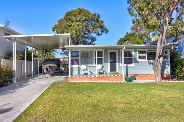 3 Azalea Avenue, Mylestom NSW 2454