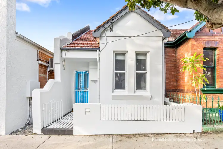 36 Roberts Street