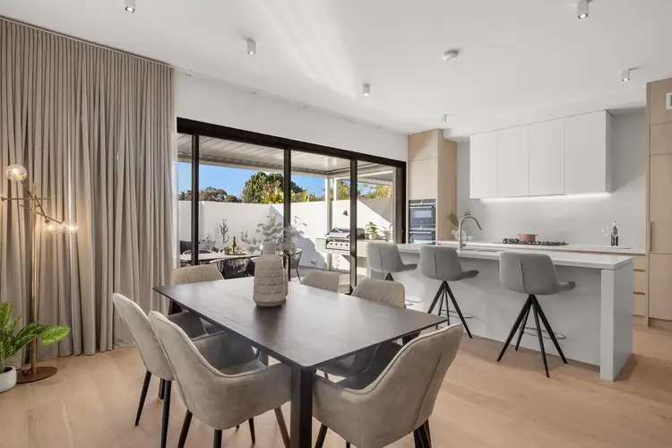 5/64 Gallop Road, Dalkeith WA 6009