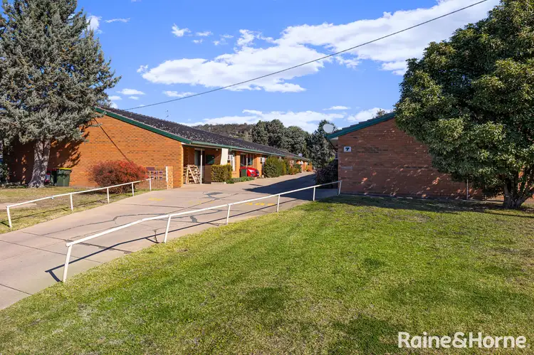 Second view of Homely house listing, 4/7 Langdon Avenue, Wagga Wagga NSW 2650