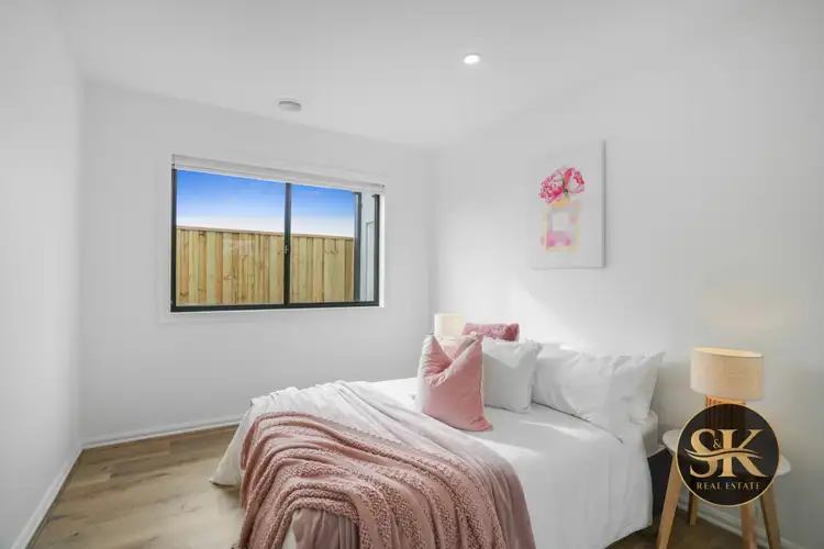 Sixth view of Homely house listing, 16 Sicklefern Drive, Strathtulloh VIC 3338