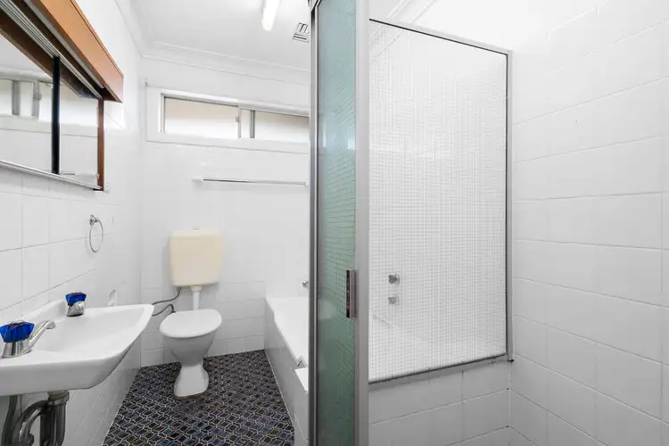 Fourth view of Homely house listing, 19 Newton St, Goulburn NSW 2580