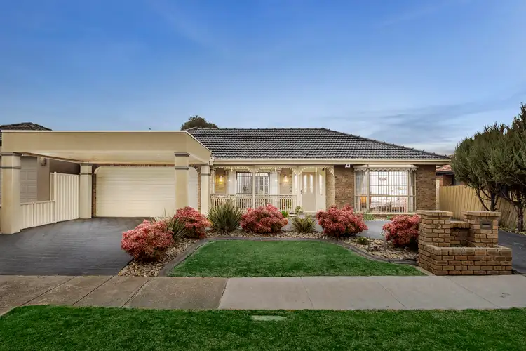 25 Wilmot Drive, Delahey VIC 3037