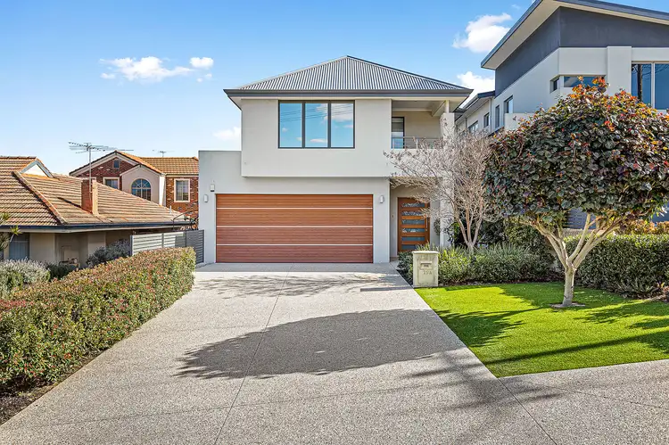 19A Oliver Street, Scarborough WA 6019