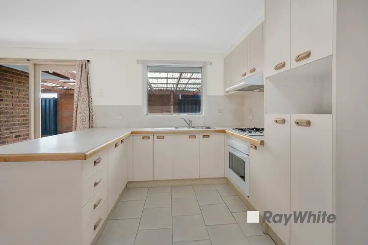 Second view of Homely house listing, 7 Cypress Close, Hampton Park VIC 3976