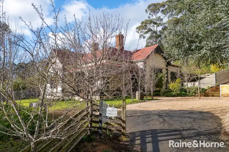102 Onkaparinga Valley Road, Woodside SA 5244