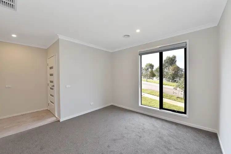 Fourth view of Homely house listing, 5 Hammermill Drive, Sunbury VIC 3429