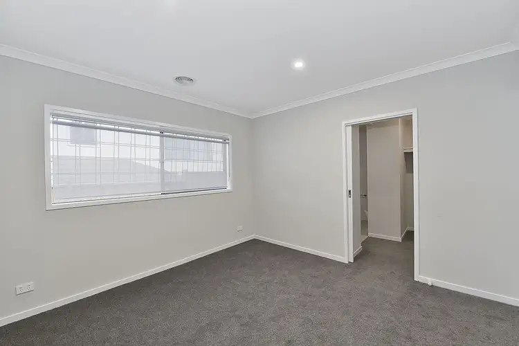 Fifth view of Homely house listing, 5 Hammermill Drive, Sunbury VIC 3429