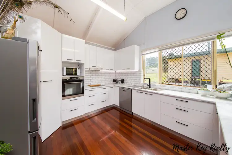 9 Muller Street, Tingoora QLD 4608