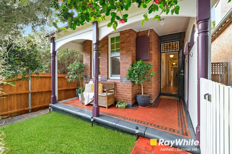 12 Moonbie Street