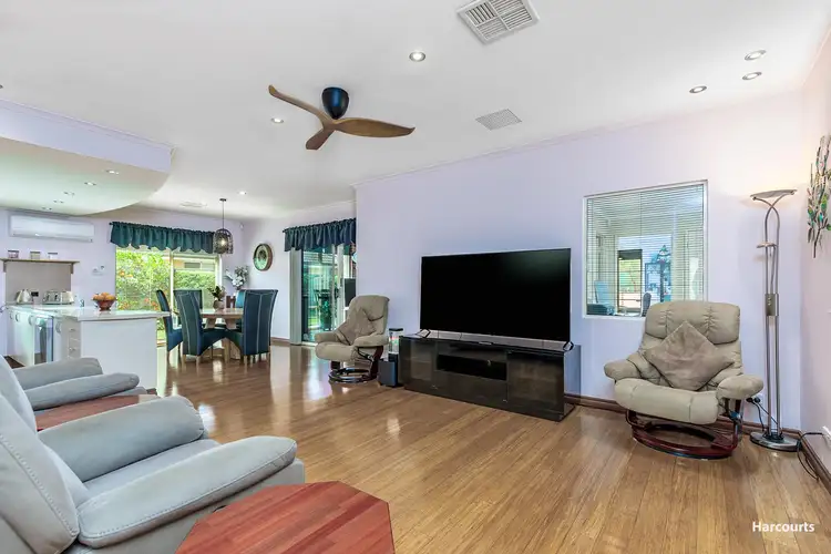 20 Hebrides Drive, Seville Grove WA 6112