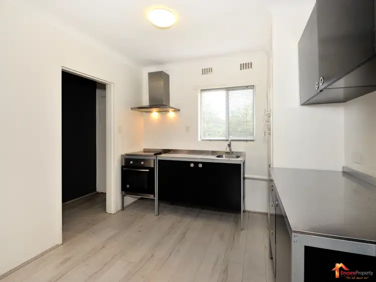 Fourth view of Homely house listing, 9/13 Milton Place, Orelia WA 6167