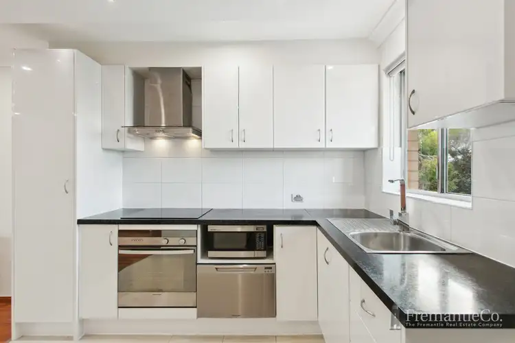 Third view of Homely unit listing, 25/4 Southend Road, Hamilton Hill WA 6163