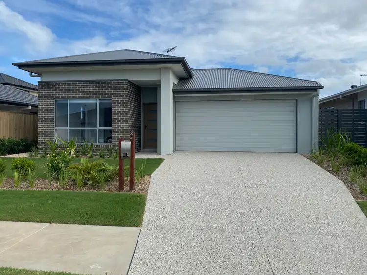 Fifth view of Homely house listing, 85 Greenview Circuit, Arundel QLD 4214