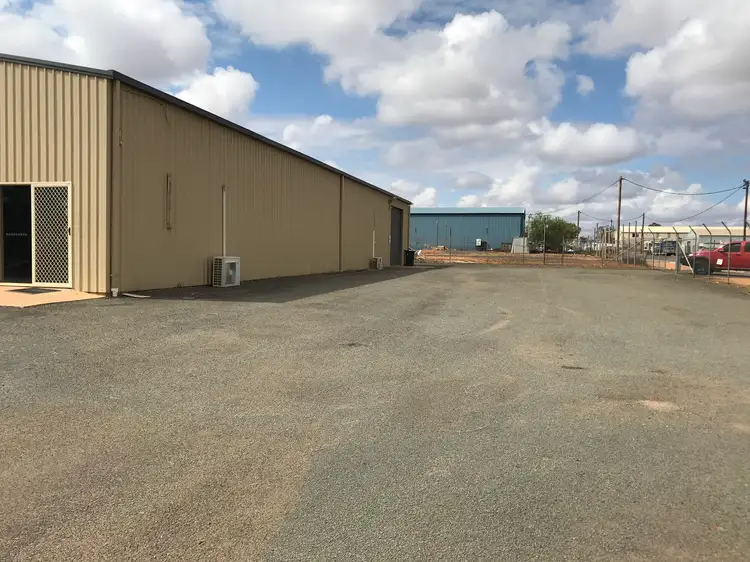 10 Cornish Street, Cobar NSW 2835
