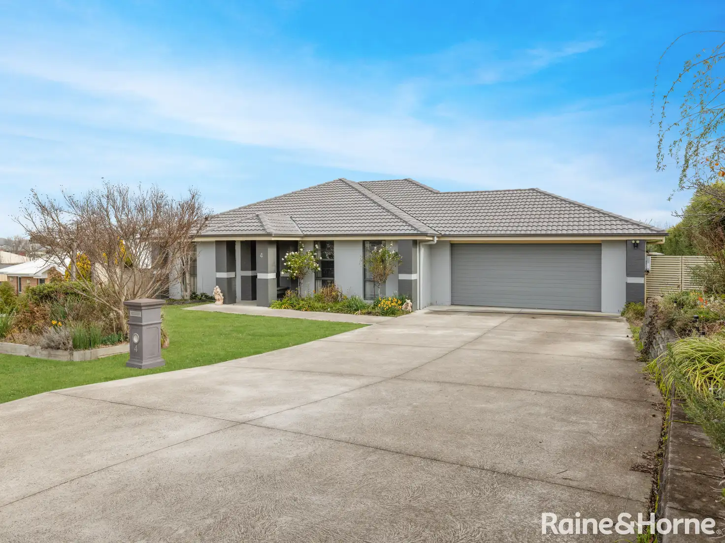 Main view of Homely house listing, 4 Billabong Close, Kelso NSW 2795
