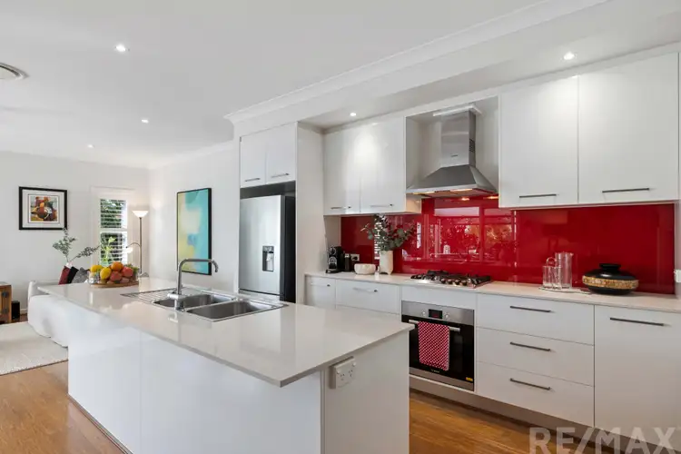 Second view of Homely house listing, 10 Corinth Road, Lota QLD 4179