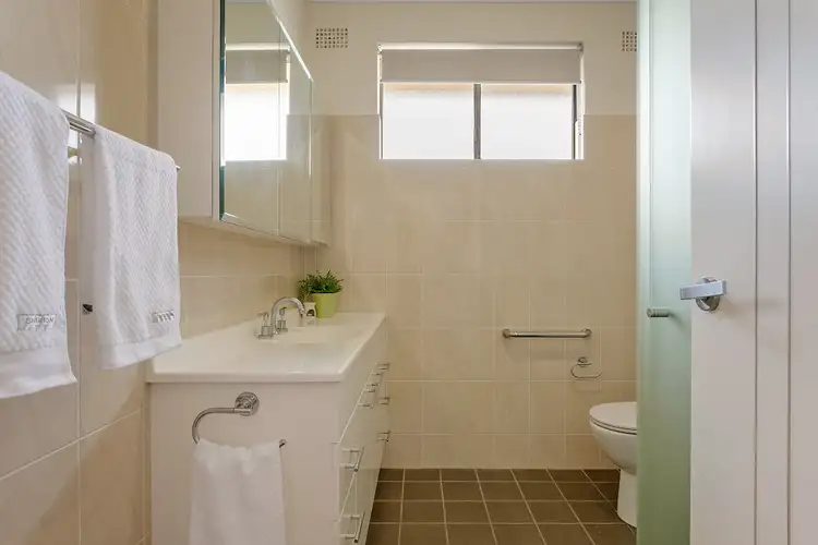 Fifth view of Homely villa listing, 4/46 Regent Street, Bexley NSW 2207