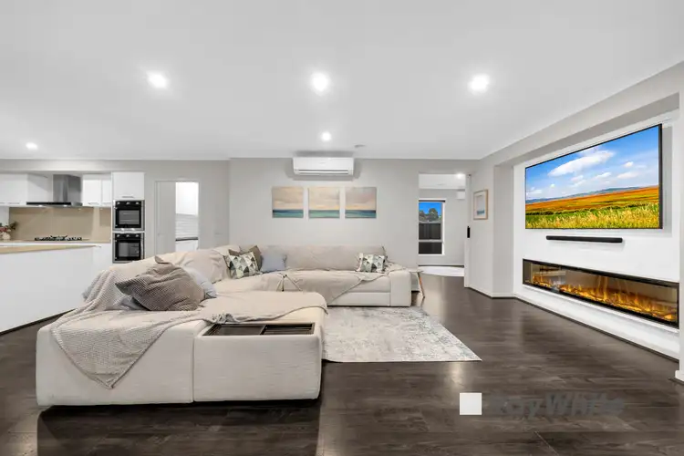 Sixth view of Homely house listing, 15 Albert Circuit, Pakenham VIC 3810