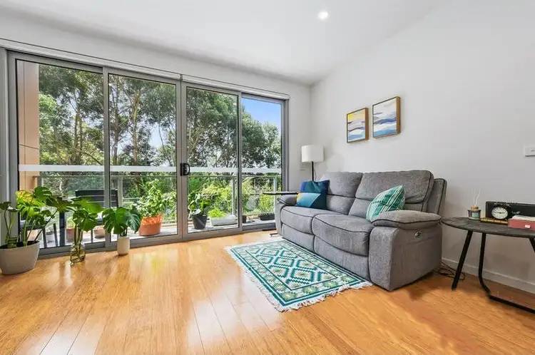 1215 Centre Road