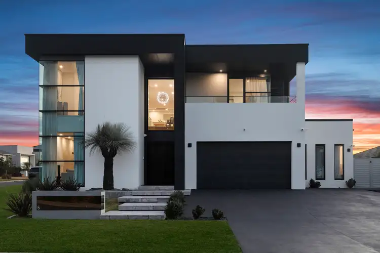 50 Cogrington Drive, Harrington Park NSW 2567
