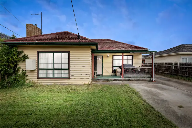 1/11 Arnold Street, Sunshine West VIC 3020