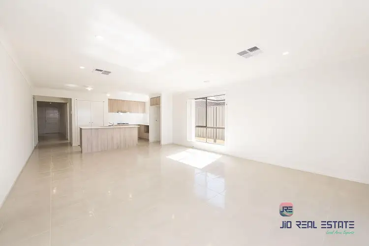 Third view of Homely house listing, 7 Cobble Street, Cobblebank VIC 3338
