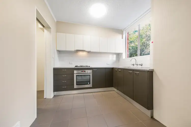 16 Grace Campbell Crescent