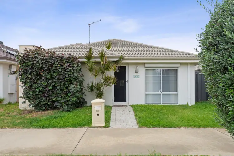 Main view of Homely house listing, 34 Bottlenose Circuit, Waikiki WA 6169