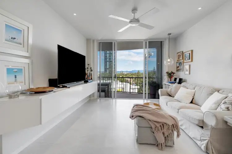 715/9-21 Beach Parade, Surfers Paradise QLD 4217